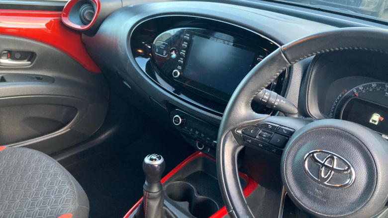 Toyota Aygo X 1.0 VVT-i Edge 5dr Petrol Hatchback